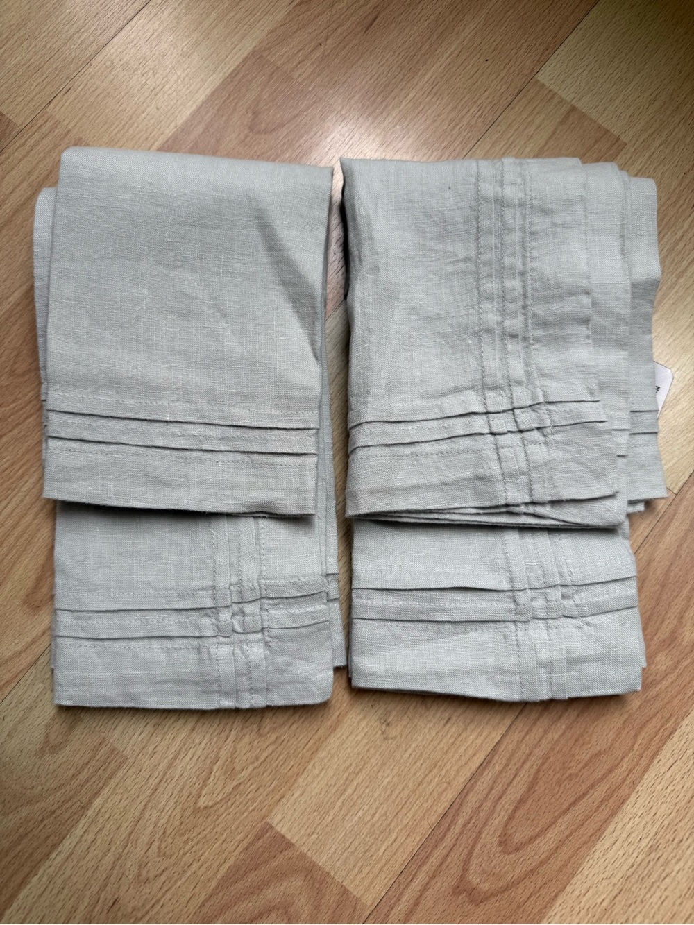 4 NEW Williams Sonoma linen fabric dinner napkins